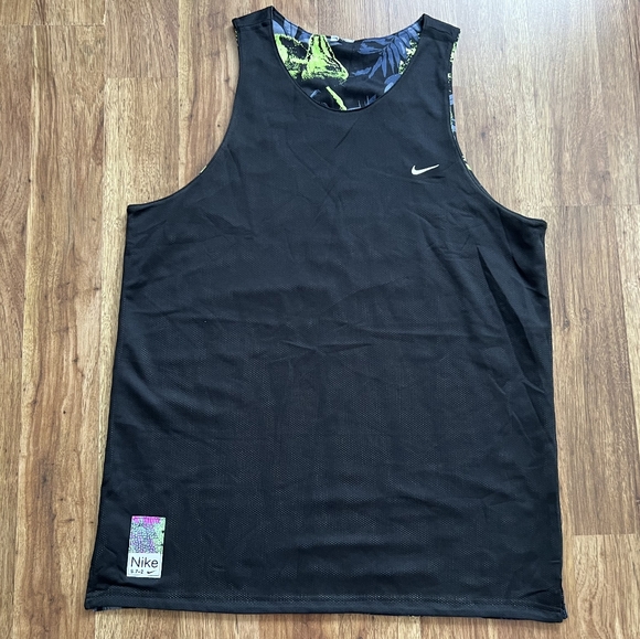 Nike Chameleon Tank Top - Black and Green - Picture 5 of 12